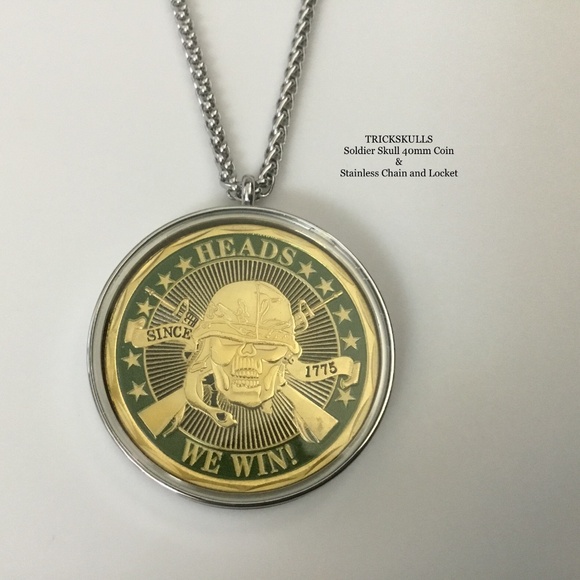 Soldier Skull Enamel Coin in Stainless Locket & 45 - 60cm Wheat Link Chain - Picture 9 of 11